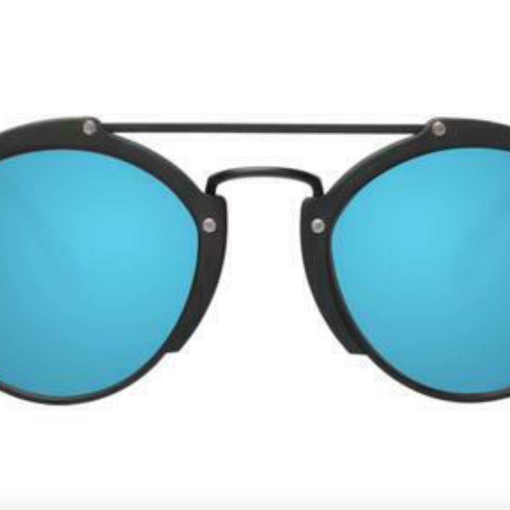 Illesteva Milan Matte Black w/Sky Blue Sunglasses